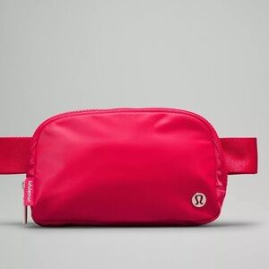Lululemon Athletica Cherry Mist Pink Crossbody Bag 1L